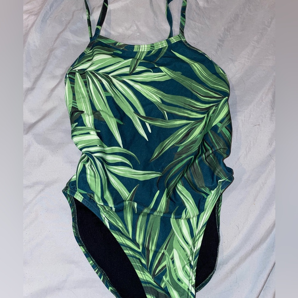 Jolyn Jackson 4 suit size 26